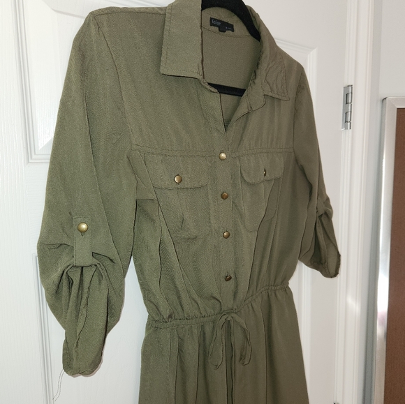 Dress with drawstring. - Picture 3 of 4